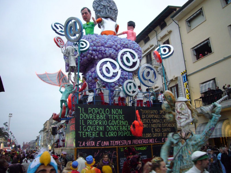 Carnevale di Viareggio 2008